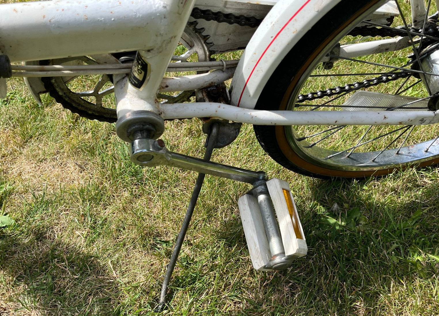 UNIVERSAL : 20" Wheel UniSport Sturmey Archer 3 Speed 1980s Vintage Folding Bike