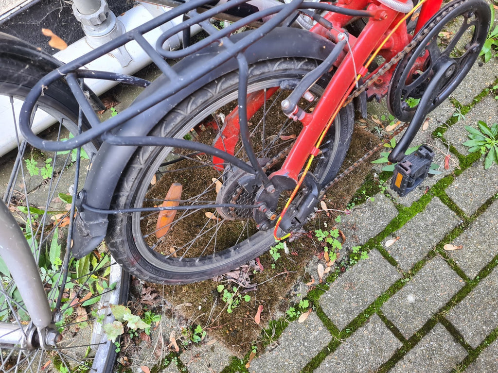 BTWIN  Folding Bike (7-Speed)