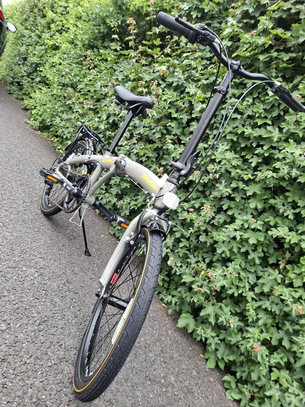 Raleigh Two Two Folding Bike