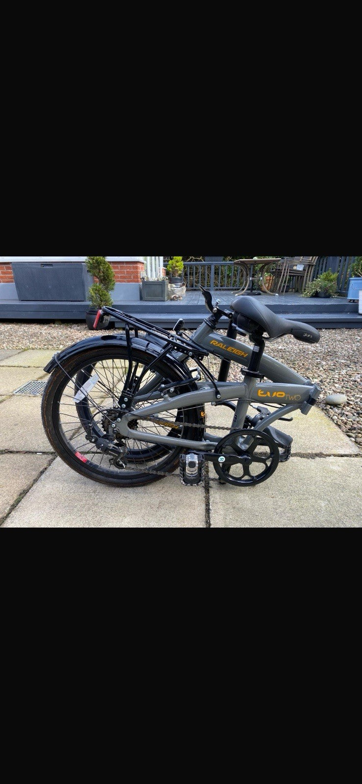 Raleigh Evo Two Folding Bike, 20" Wheels, 7 gears