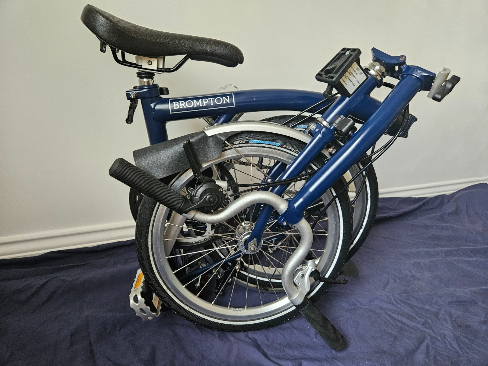 Brompton M3L - 3 Speed - C Line - Mid- Tempest Blue