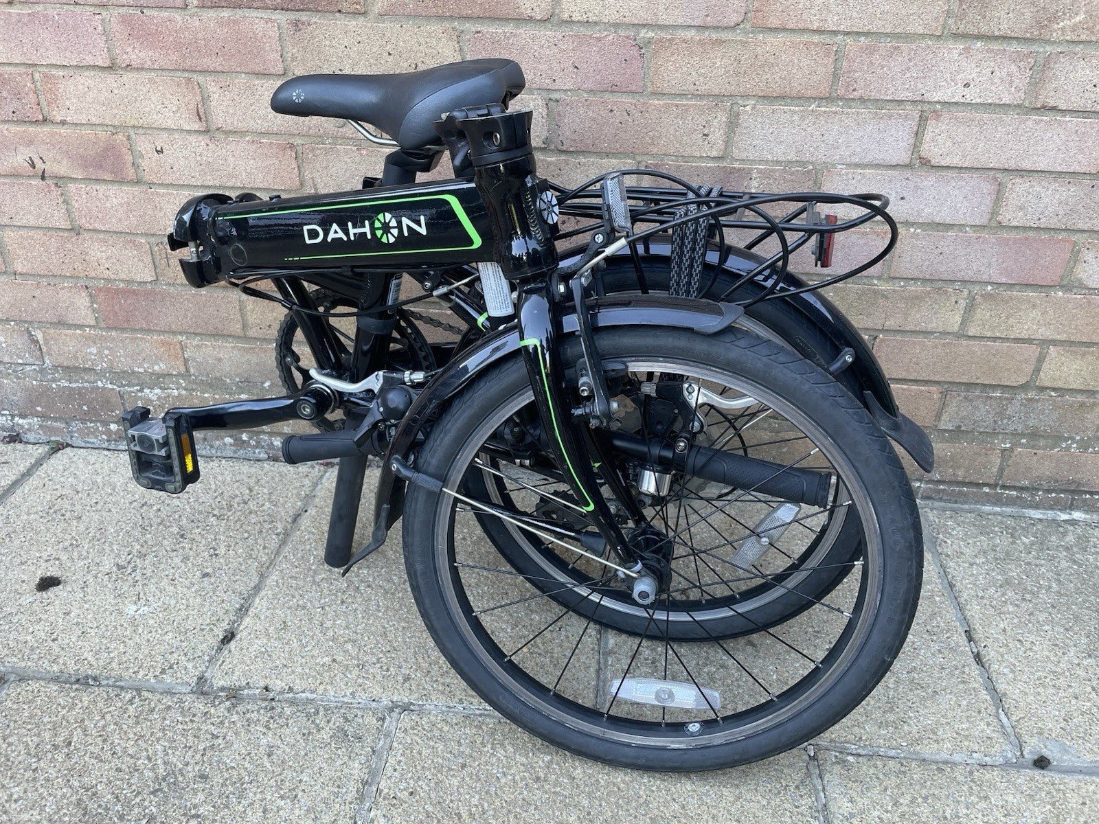 Dahon Vitesse D8 Folding Bike