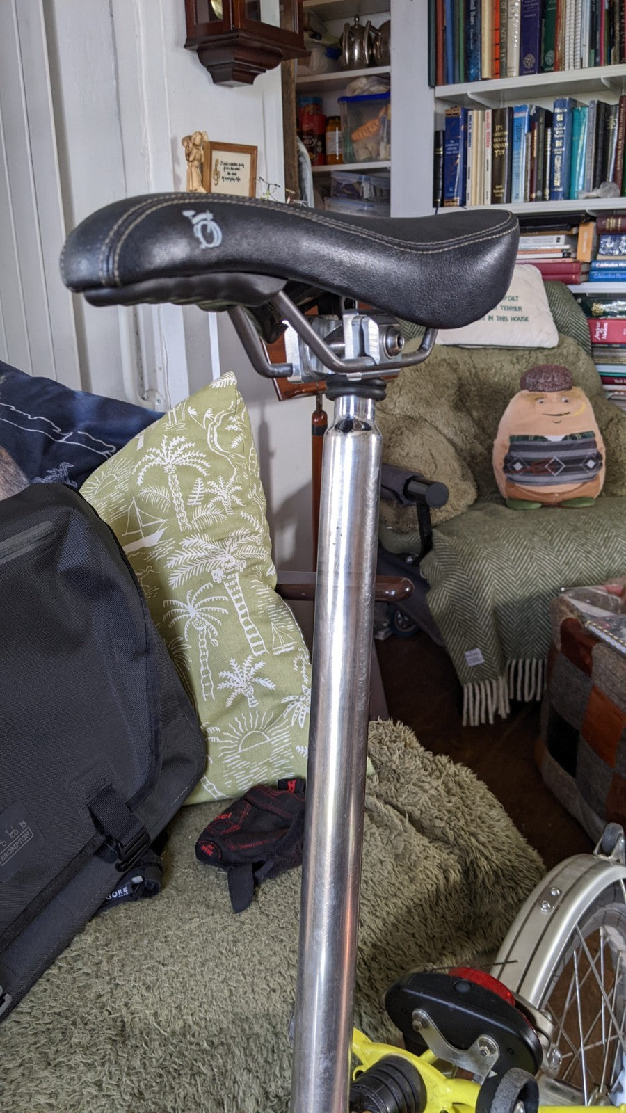 Brompton 3-speed folding bicycle, all original, little use, test ridden working