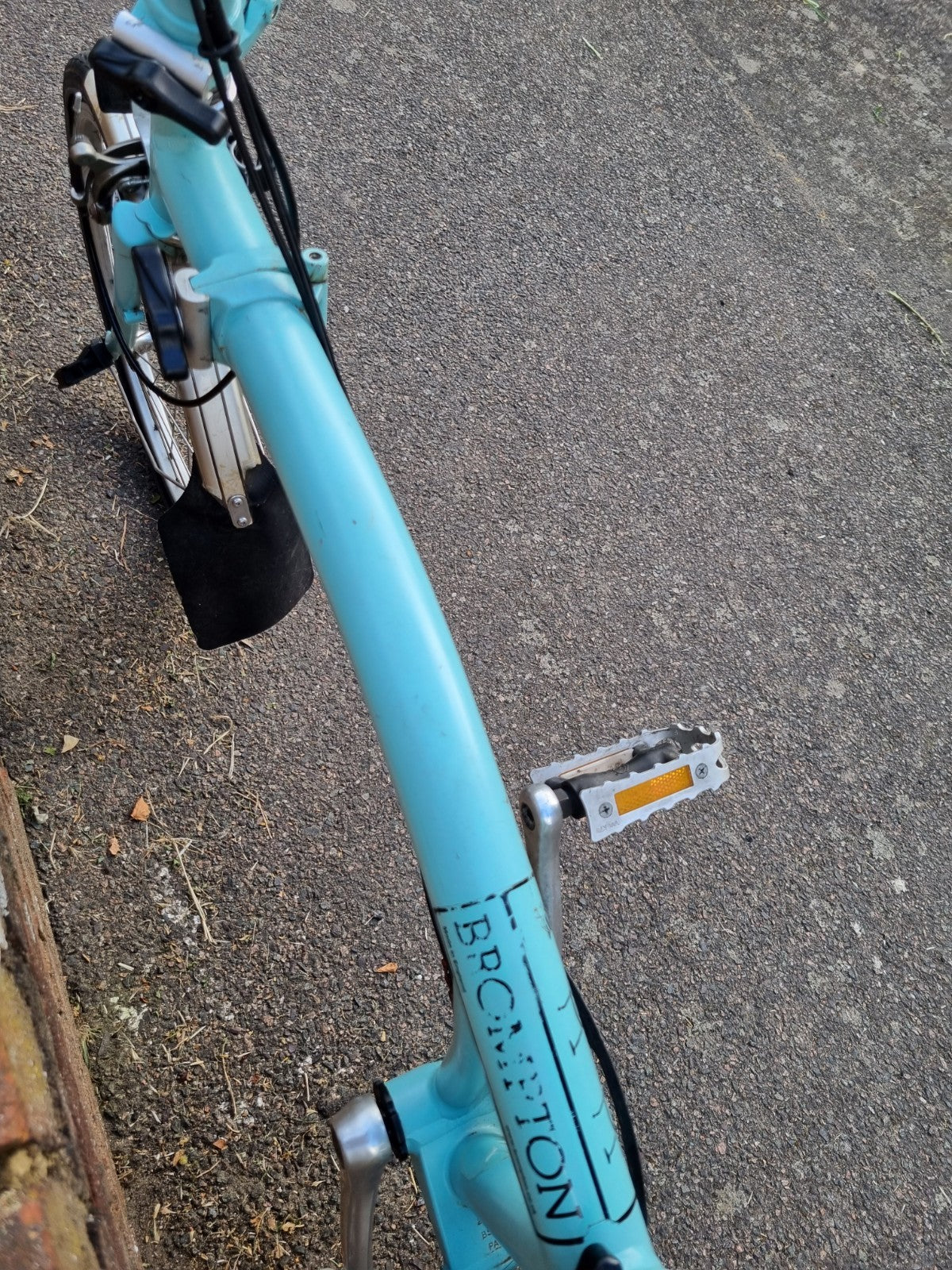 Brompton, Blue