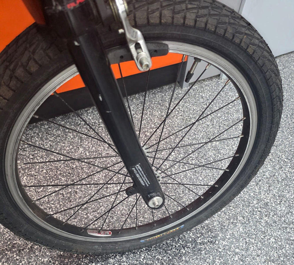 Giant Halfway Folding Bike 20'' Wheels, 7-Speed (collection only)