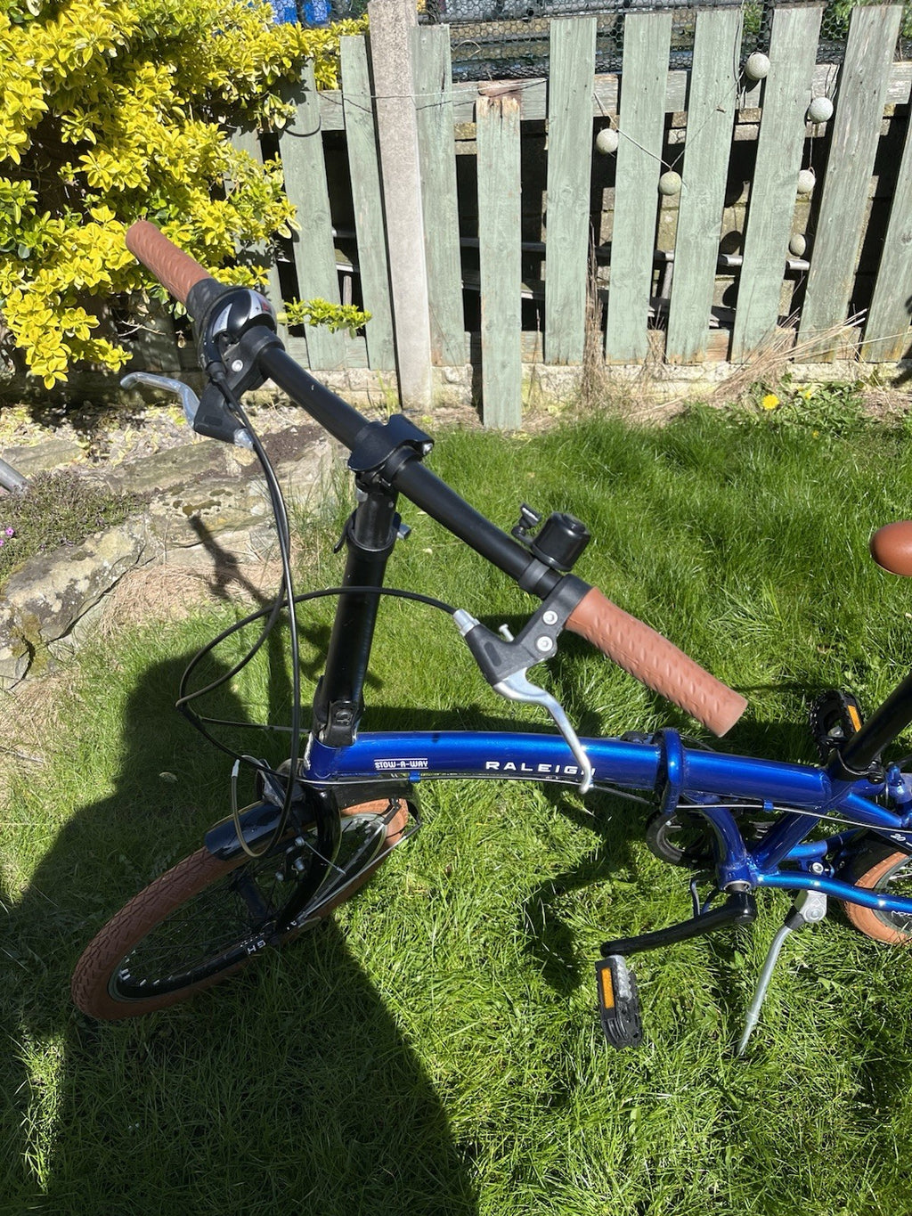 Raleigh Stowaway Blue 20inch Folding Bicycle 2021 Model