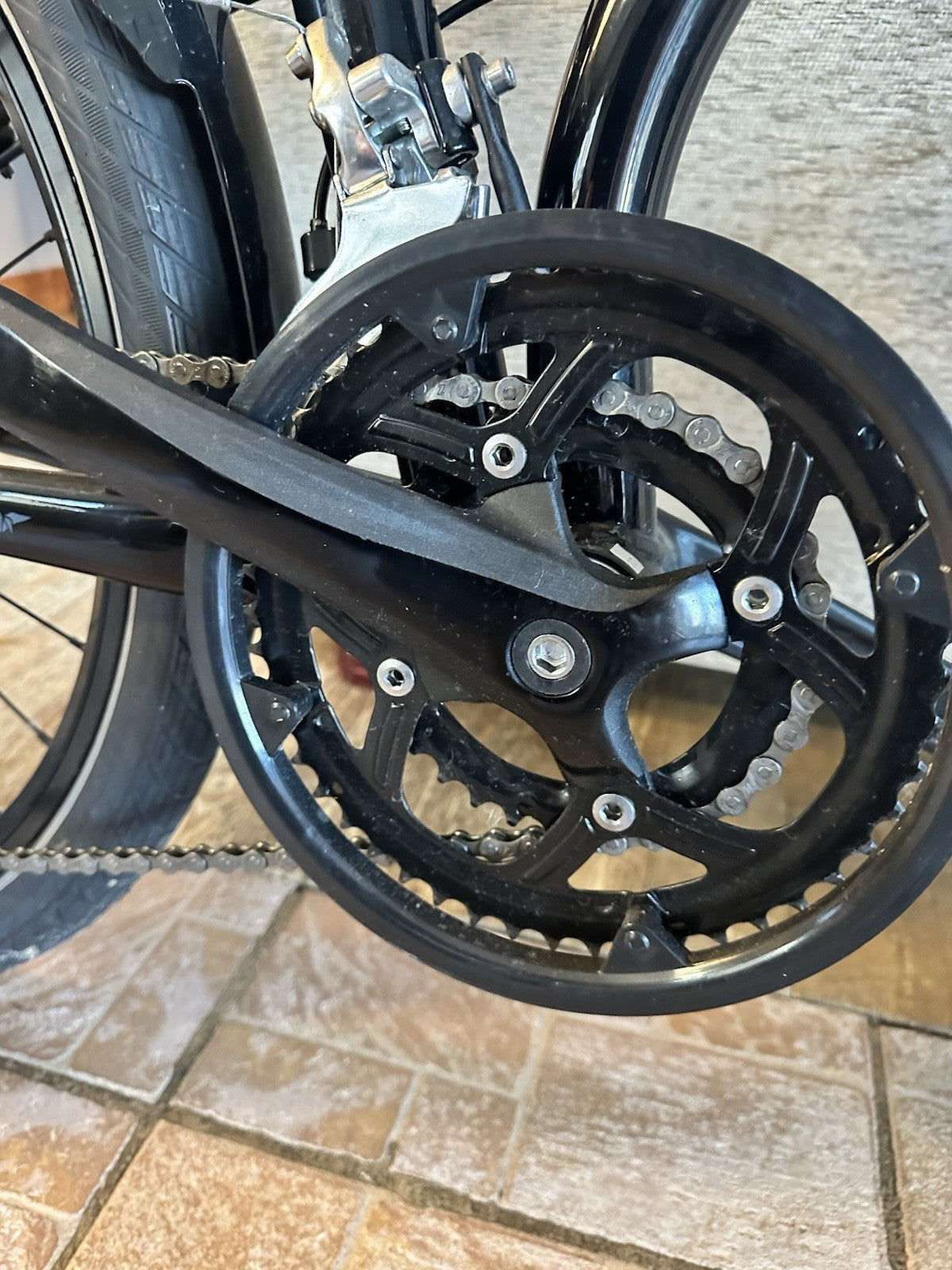 Tern 24" Folding Bike Similar To Brompton