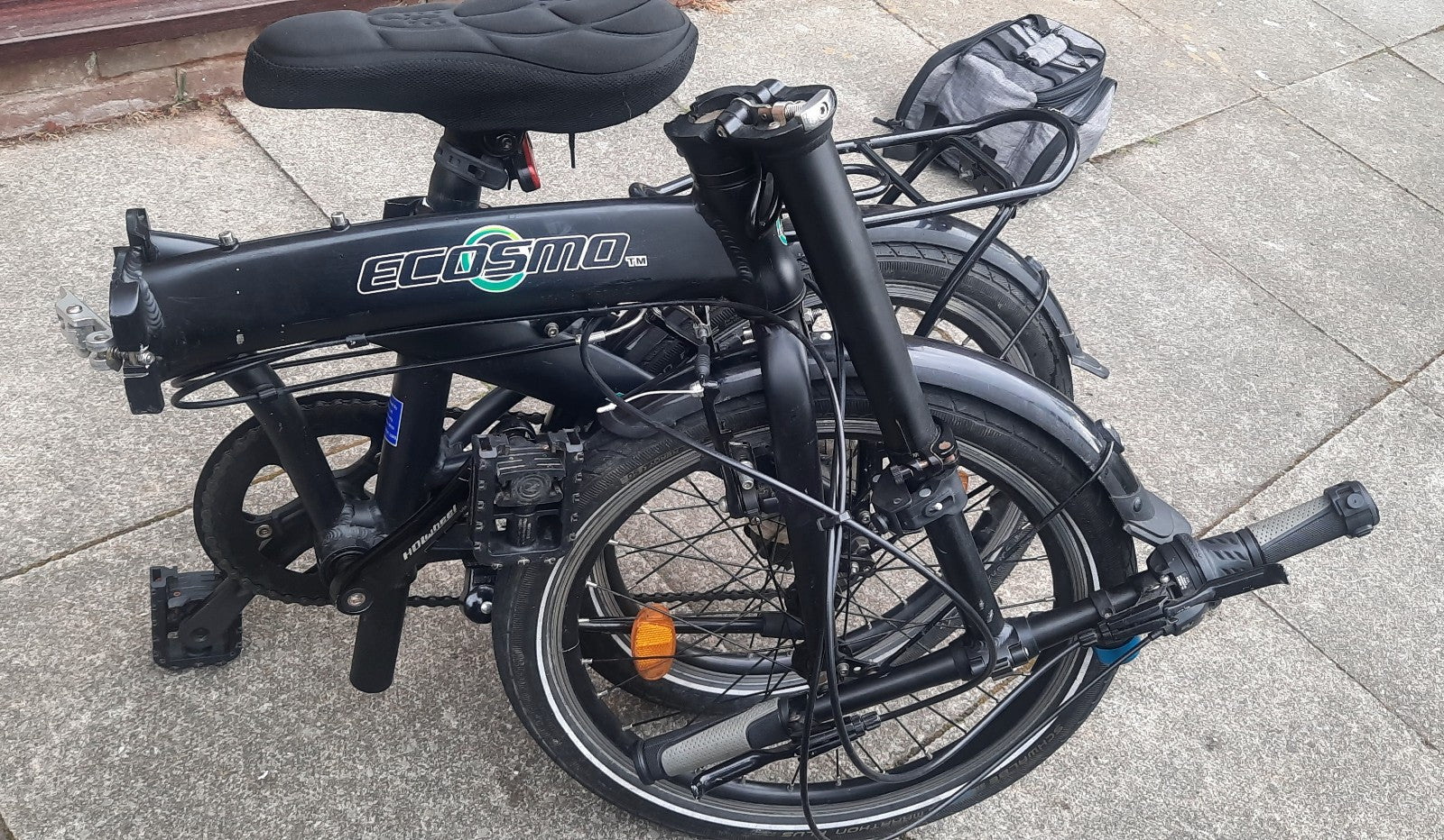 Ecosmo Folding Bike 20in Black, Mudguards, Rear Rack, 7-Speed, Reflectors