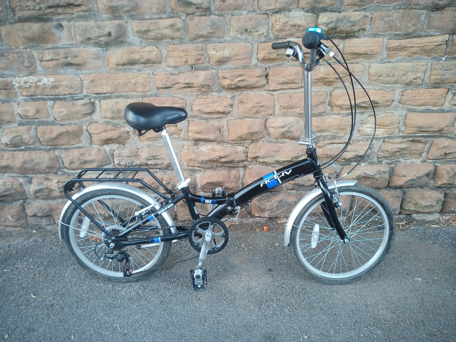 Raleigh Active 20-inch wheel Folding bike VGC