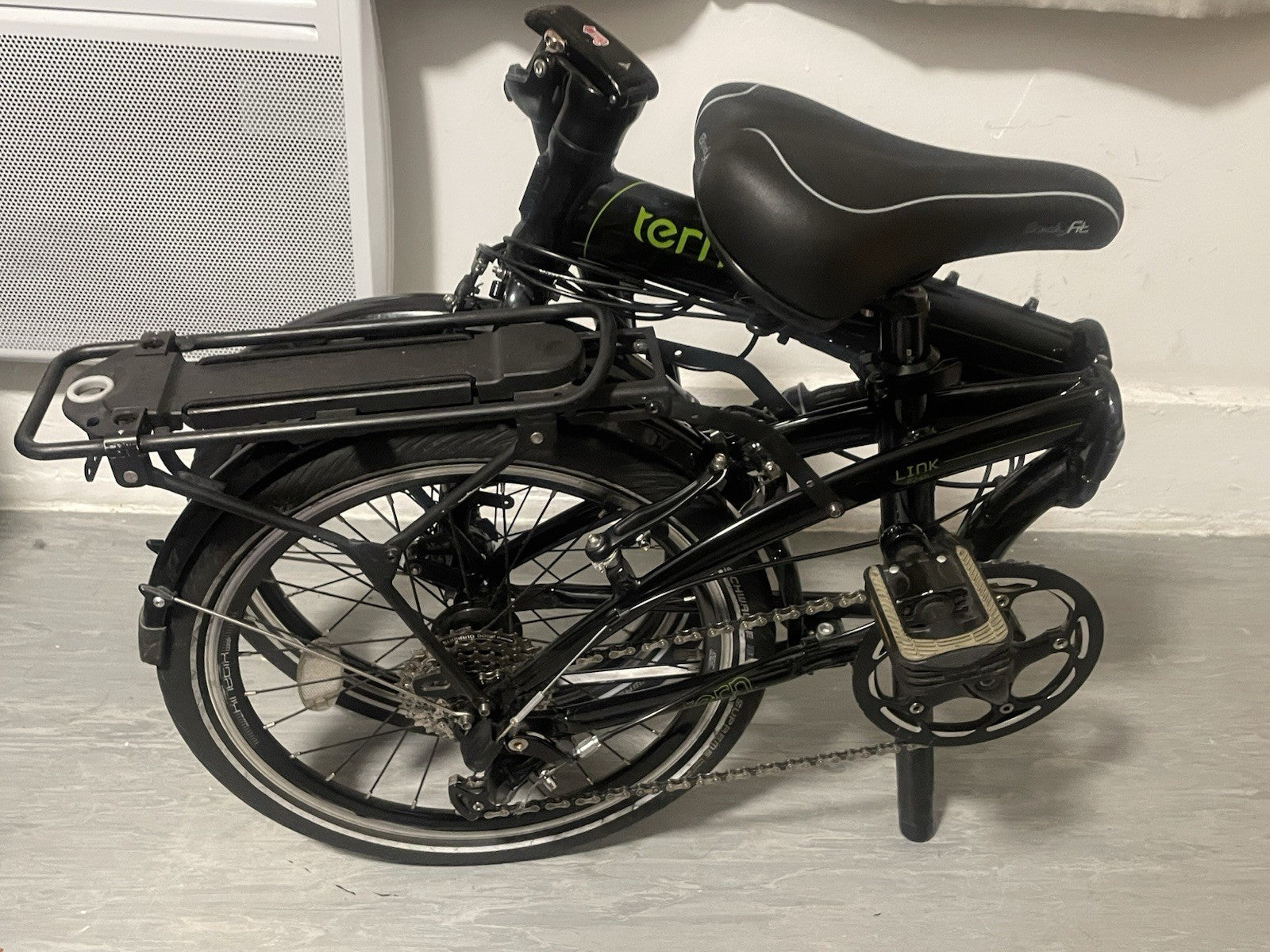 Tern Link P24H Folding Bike 20 Inch