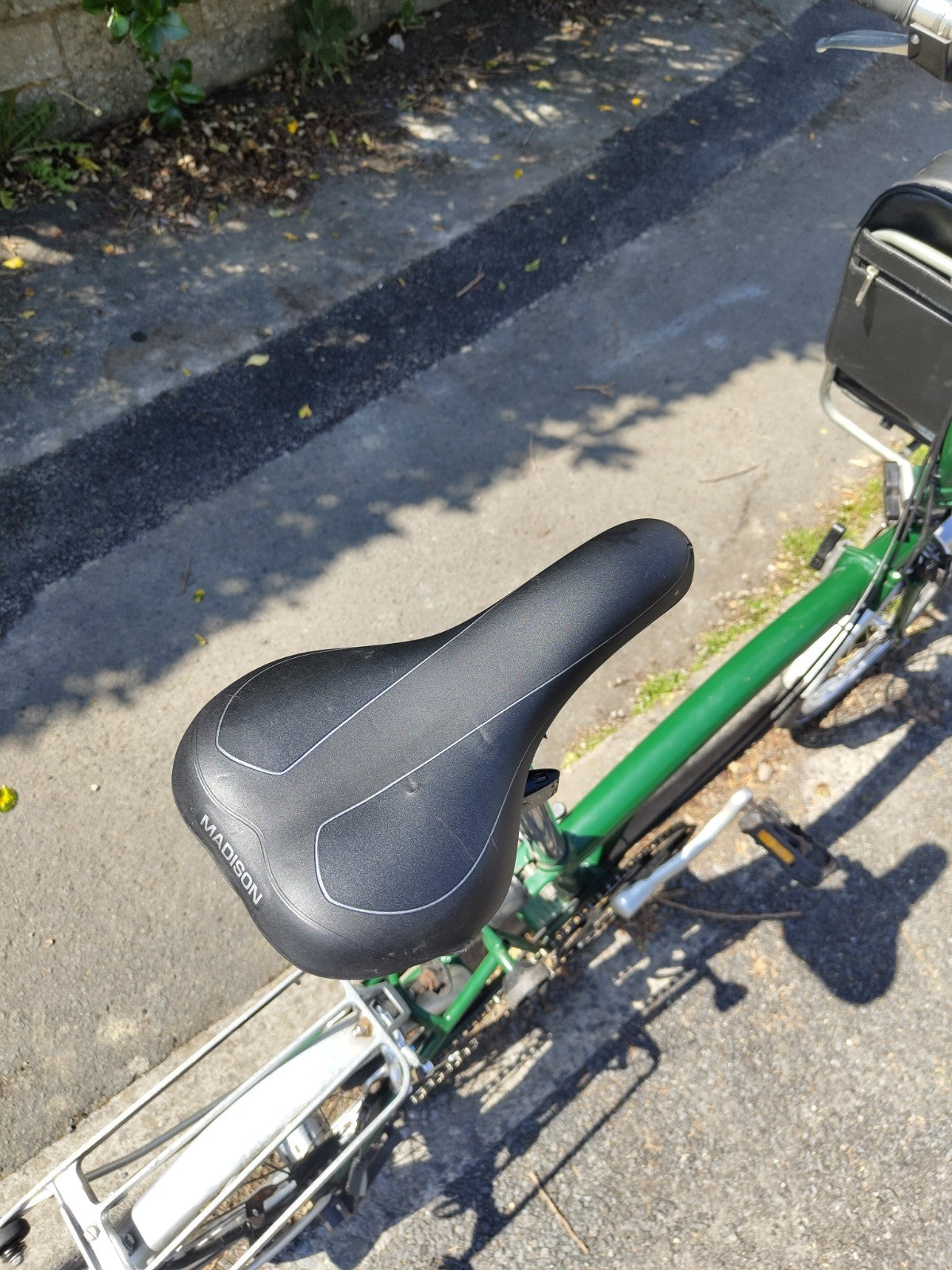Brompton Folding Bike – 3 Speed – With Front Carrier Bag & Rack –Great Condition