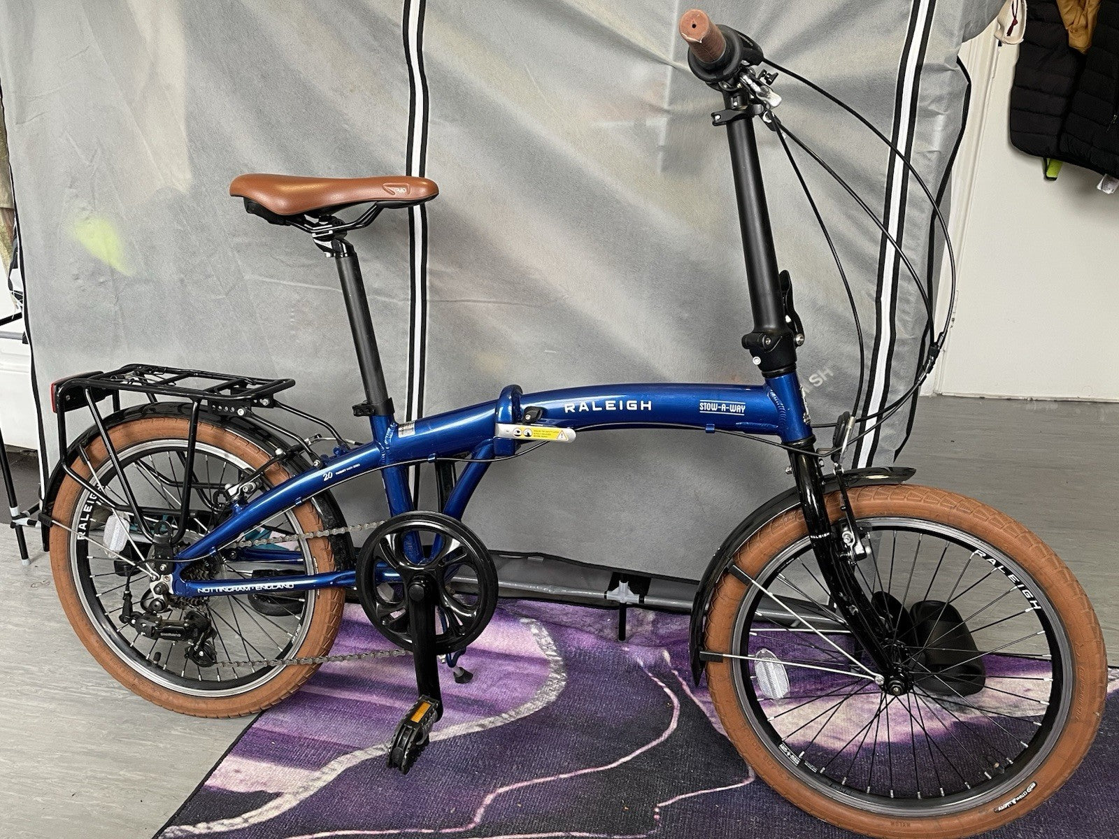 Raleigh Stowaway Folding Bike Unisex 7-Speed