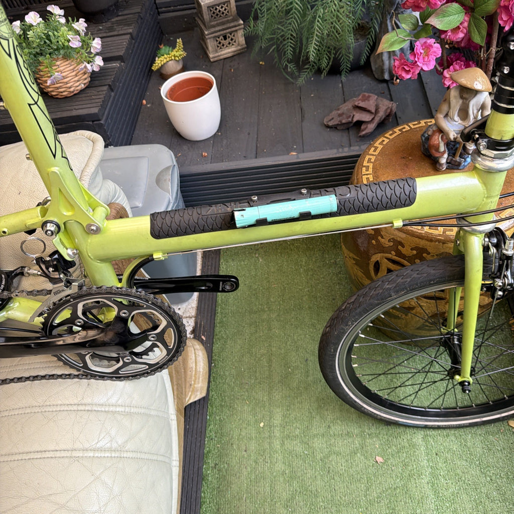 ￼ Bike Friday Folding Bike, 20 Inch Wheels 14 Speed ￼