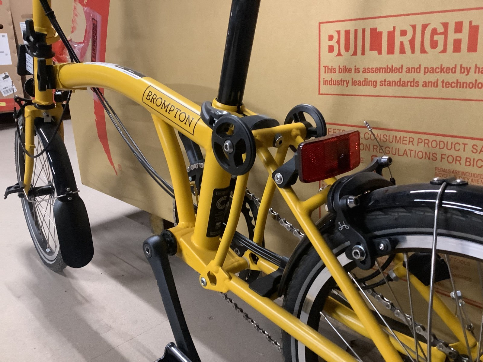 Brompton C Line 12 Speed Mid Bar Folding Bike 2025 12 Speed Bumblebee Yellow