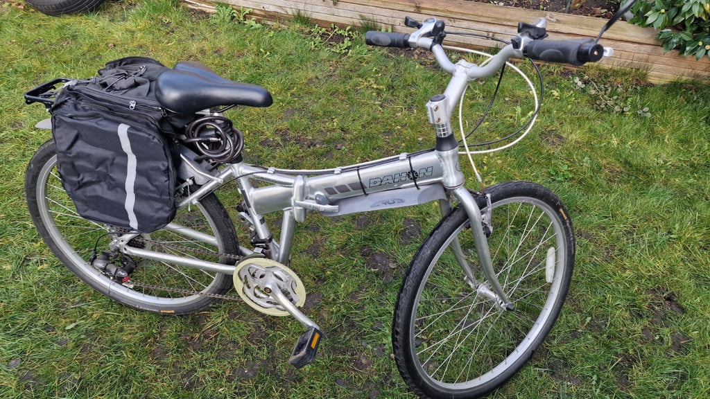 DAHON Espresso-7005  Folding Bike _26 " Wheell-_Silver Alliminium Frame_ Extras