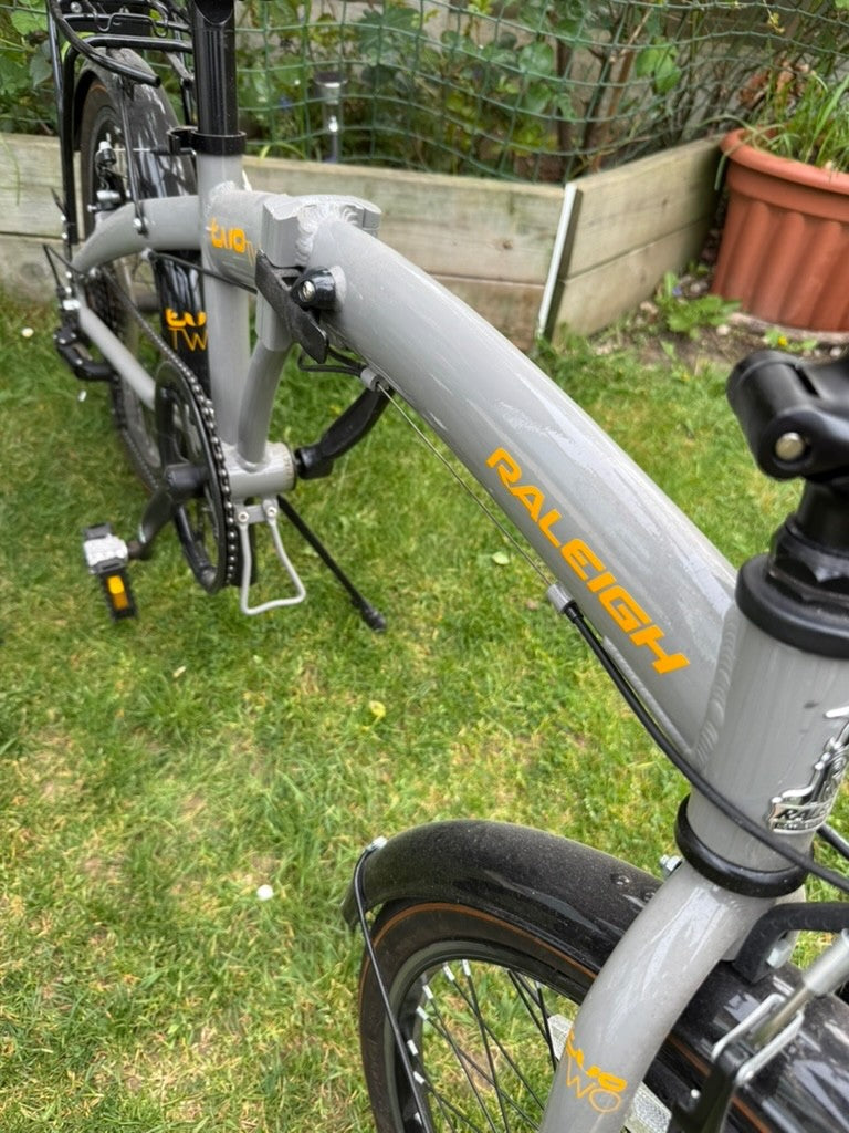 Raleigh Evo Two Folding Bikes x 2 (Matching Pair of Bikes)