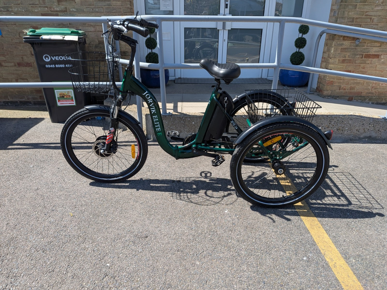 Jorvik Jet E 24 Folding E L E C T R I C Tricycle,24" WHEELS, DELIVERY POSS.L@@K