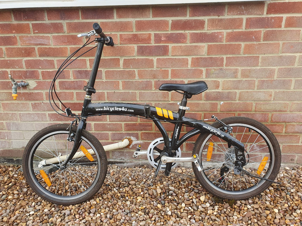 A pair of 16in 6-gear Bicycles4u folding bikes