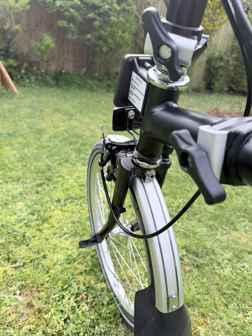 Brompton 2018 M6L folding bike in black. Great condition