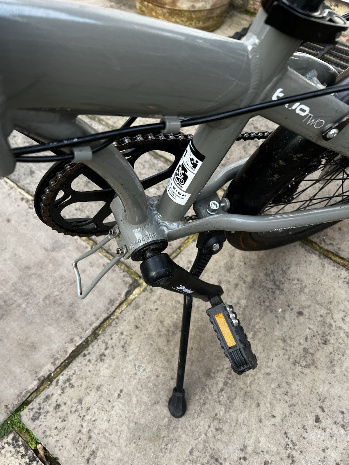 Raleigh Evo 2 Folding Bike 7-Speed
