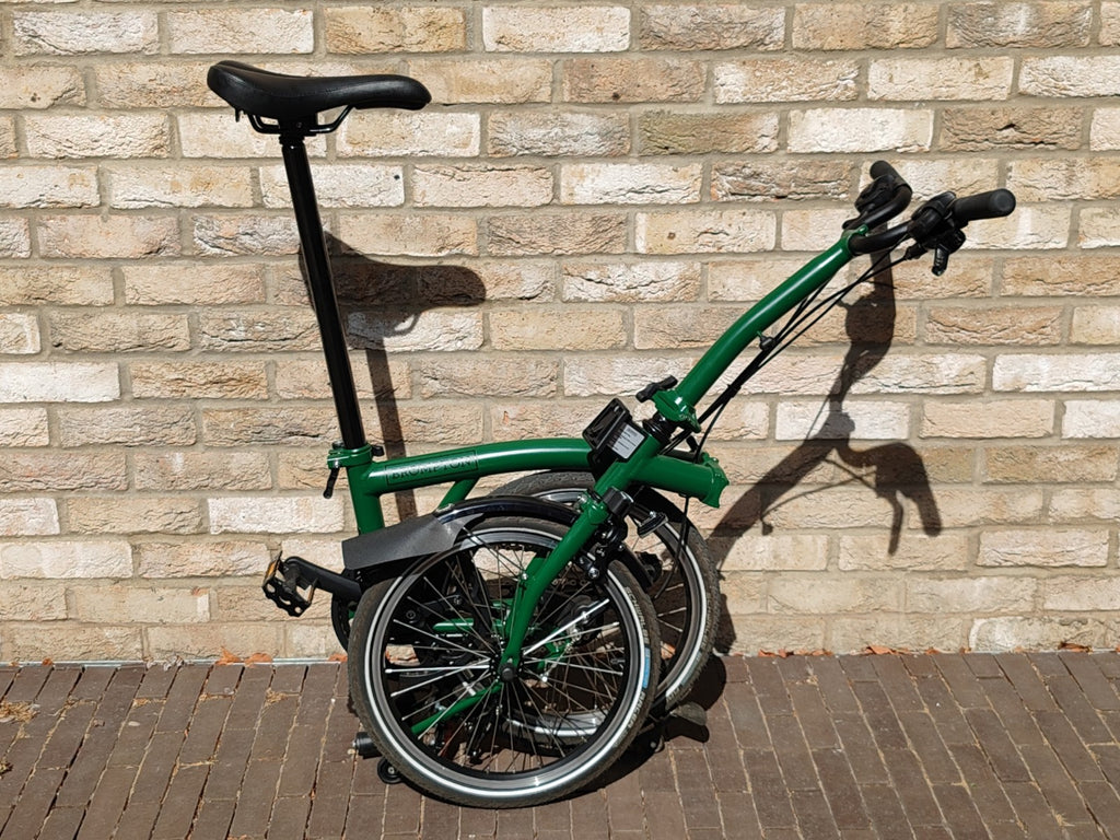 2024 Brompton C Line 6 Speed Folding Bike – Racing Green – Great Condition