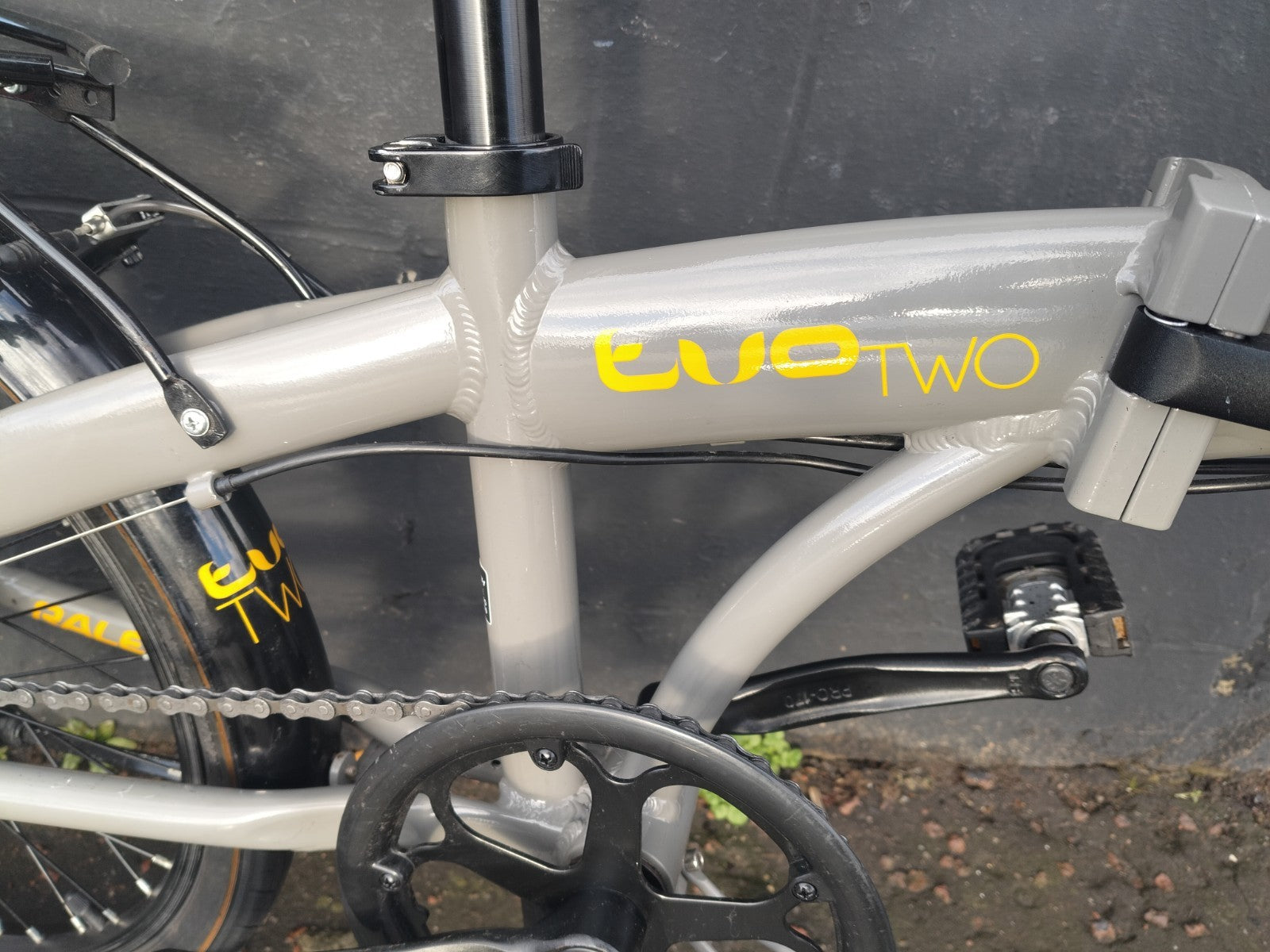 Raleigh Evo Two Folding Bike Aluminium FullyAdjustable Handlebars Seat Great Con