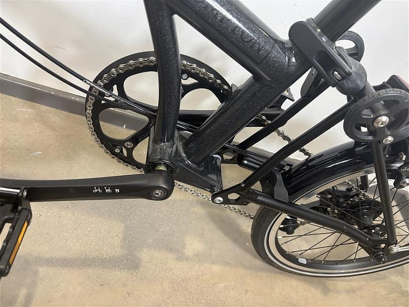 Brompton P Line 4 Speed 2022 Low Handlebar Folding Bike - Midnight Black