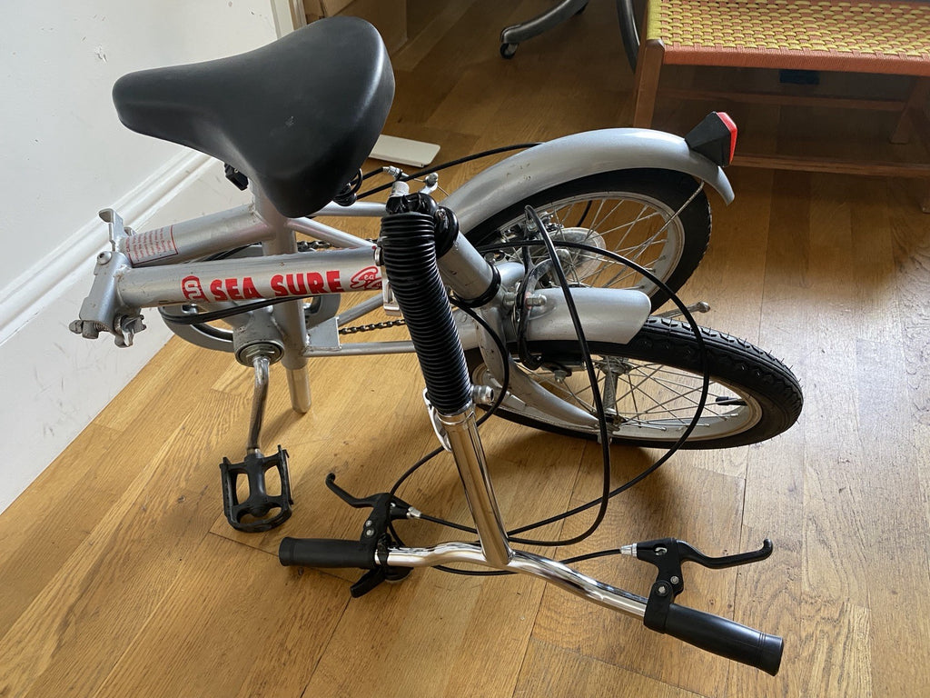 Sea Sure Folding Bike Excellent Condition 6 Speed With Carry Bag
