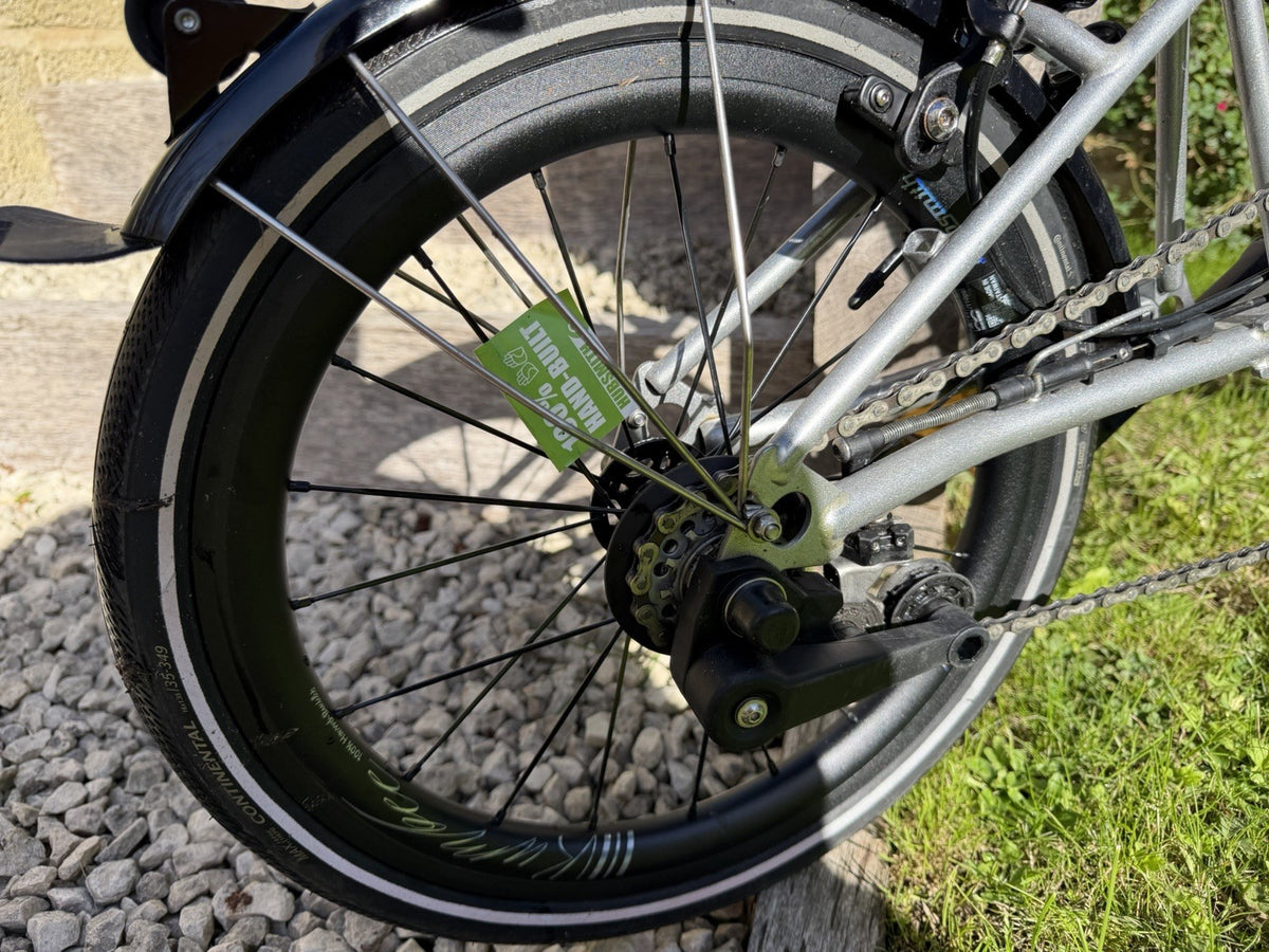 Brompton Palace Special Edition with upgrades. 2 speed, mudguards
