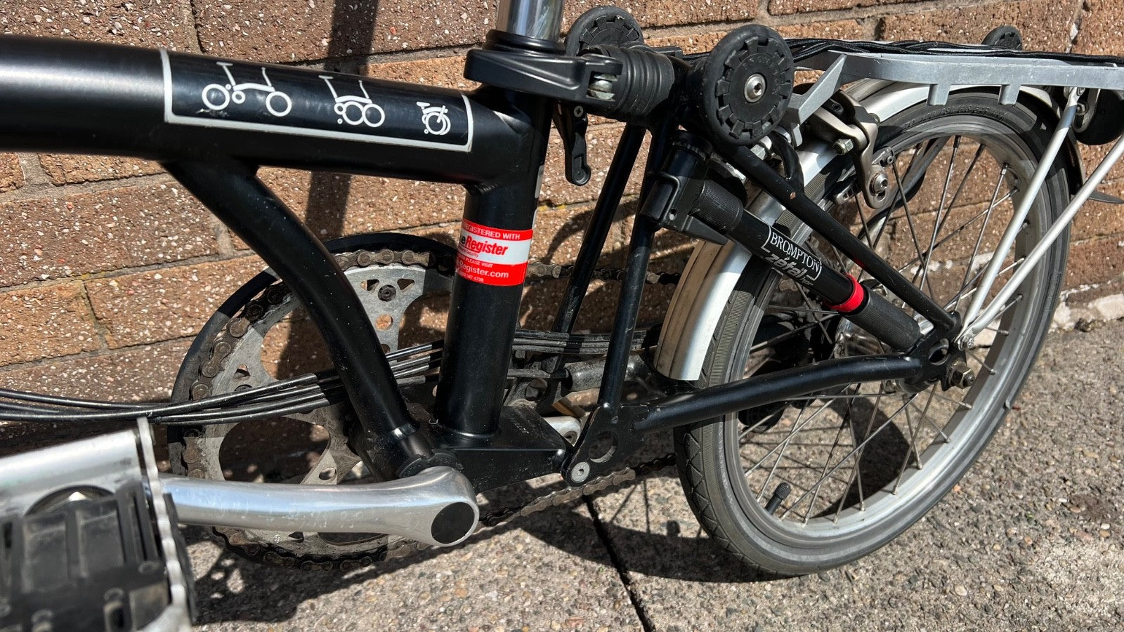 Brompton P6R Black Folding Bike 6 Speed Shimano Hub Dynamo +Genuine Brompton Bag