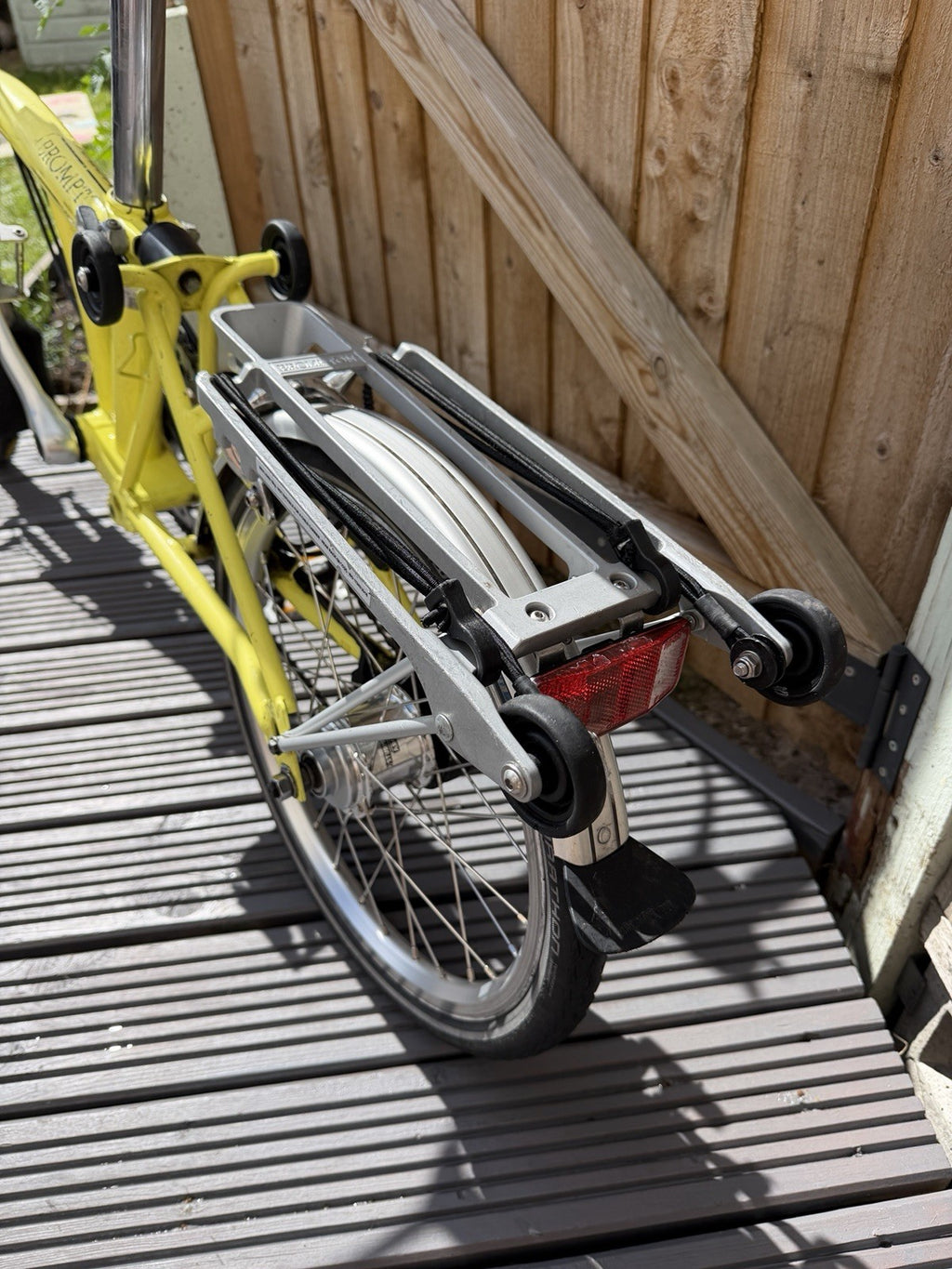Brompton M6R Folding Bike - 6 Speeds - Yuzu Lime Rear Rack Carrier Block