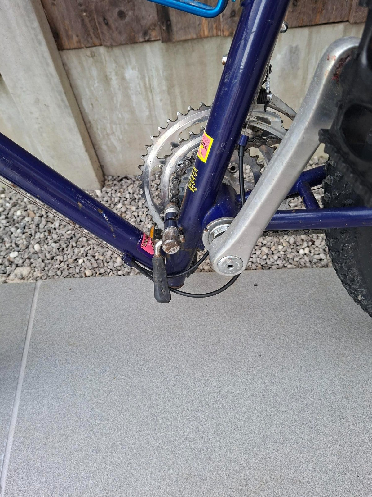 Bicycle Mens Medium FOLDING Bi- Frame!