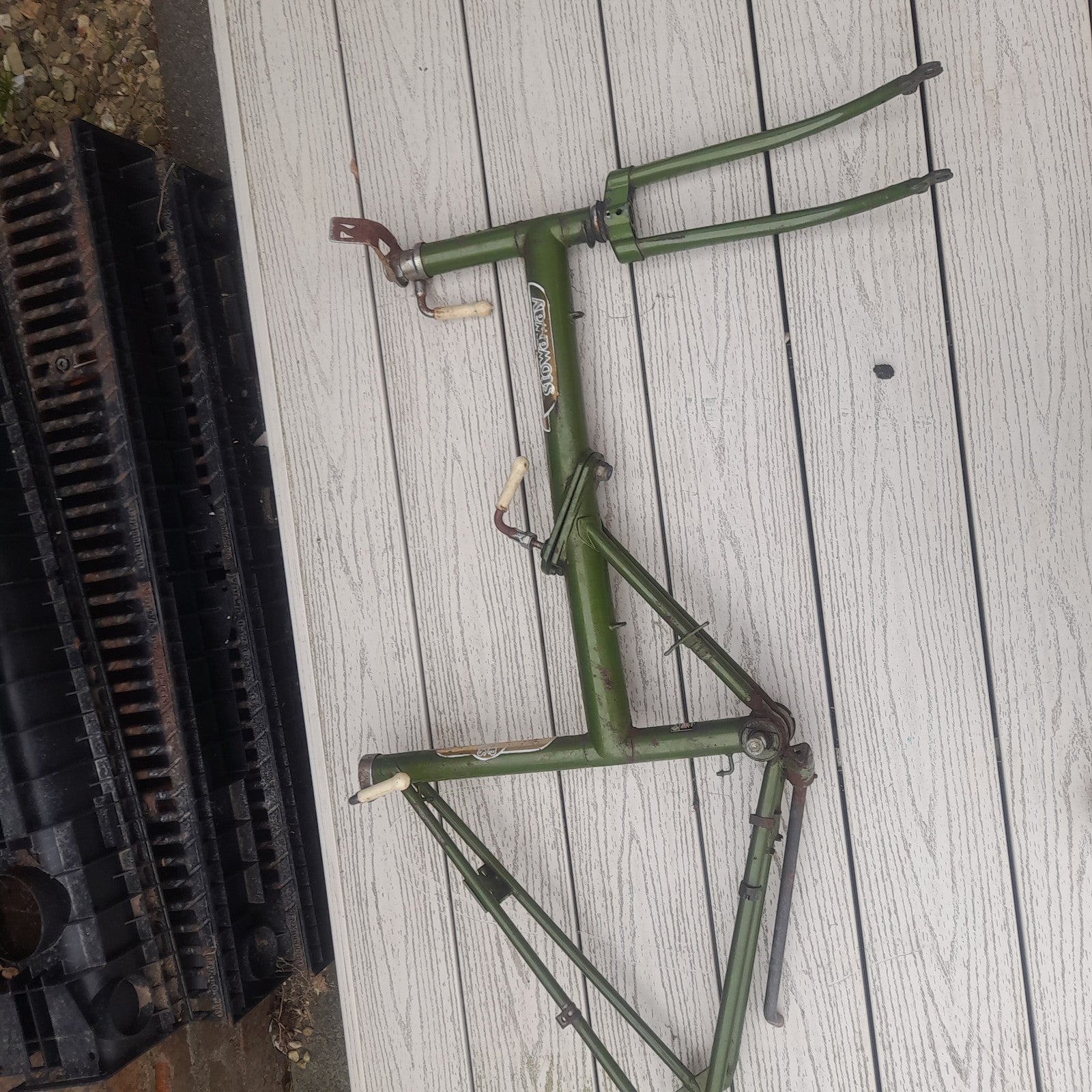 raleigh Shopper Twenty 20  Bare Frame Freepost Folding Stowaway