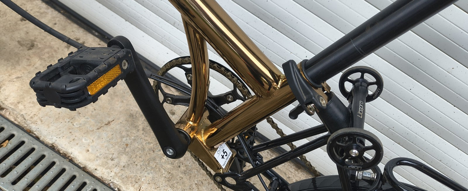 Avro Folding Bike, 16'' Wheels, 9 Speed, Disc Brakes. Alternative To a Brompton.
