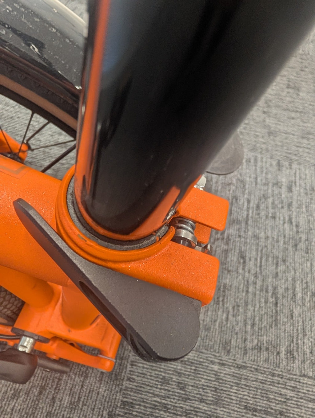 Brompton G Line 8-Speed Large Orange Excellent Condition