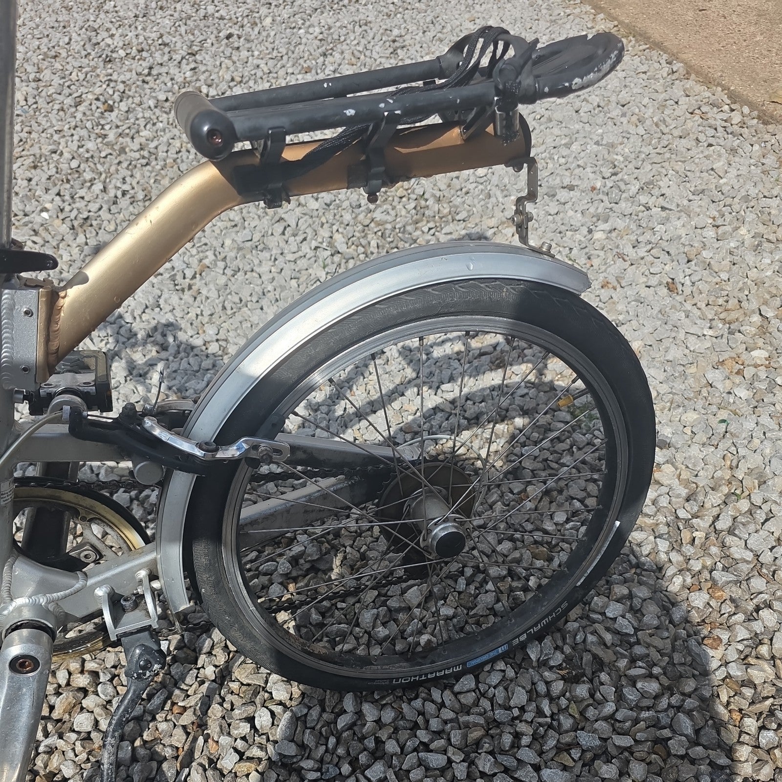 GIANT Halfway Folding Bike. 20'' wheels. 7 speed. RRP £600