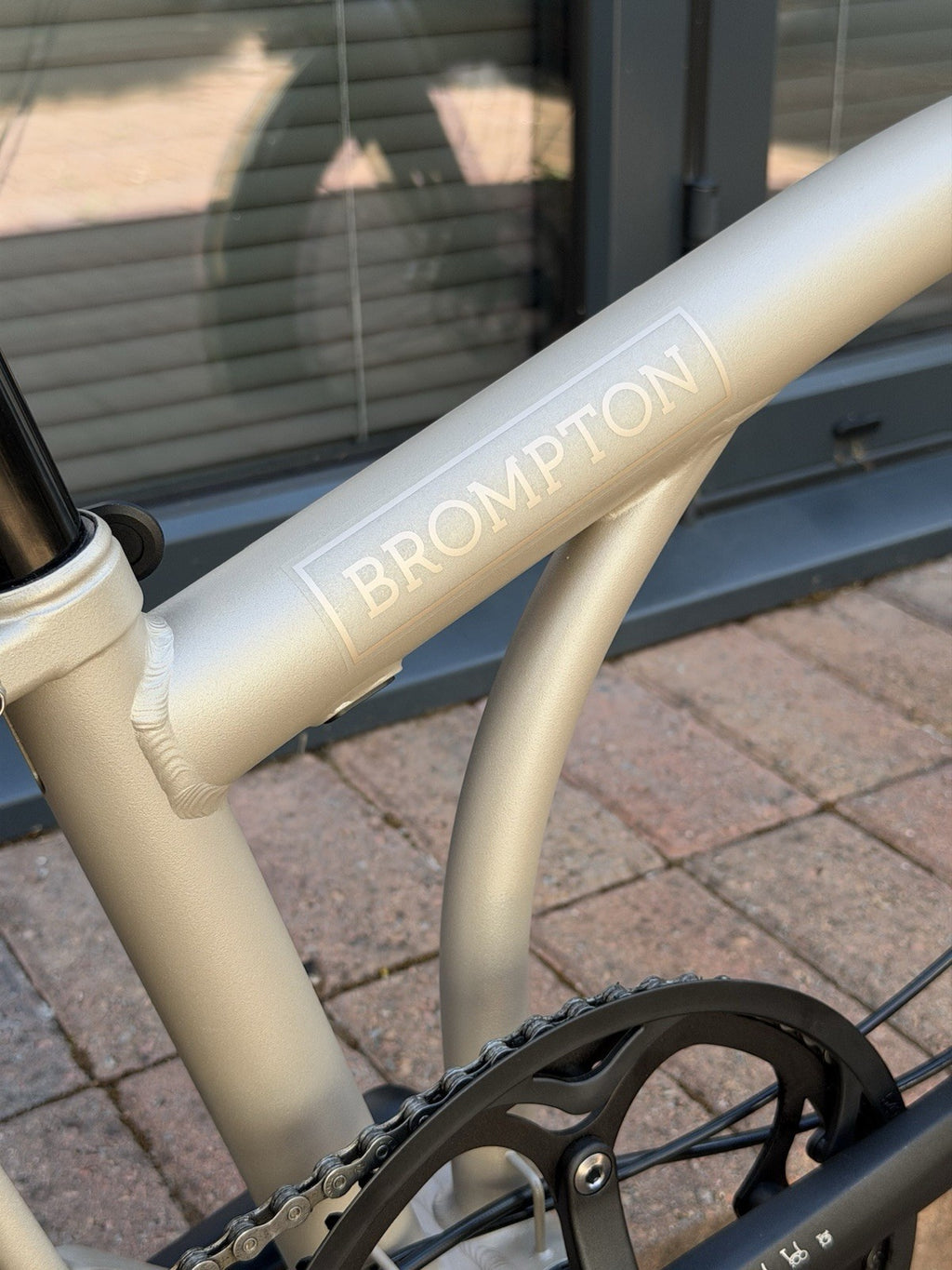 Brompton G-Line w/ Roller Frame - 8 Speed, Traildust White, Excellent, RRP £2600