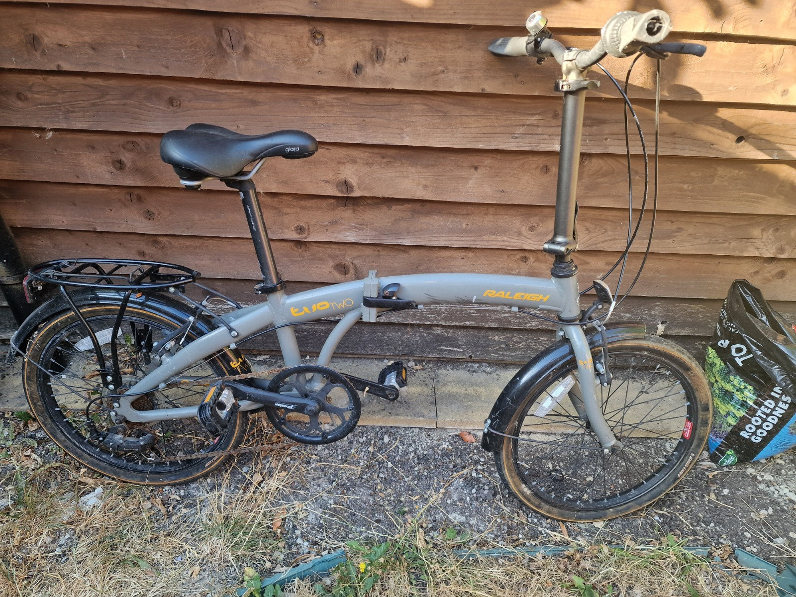 Raleigh Evo 7sp Folding Bicycle 20inch Wheels 7 Speed