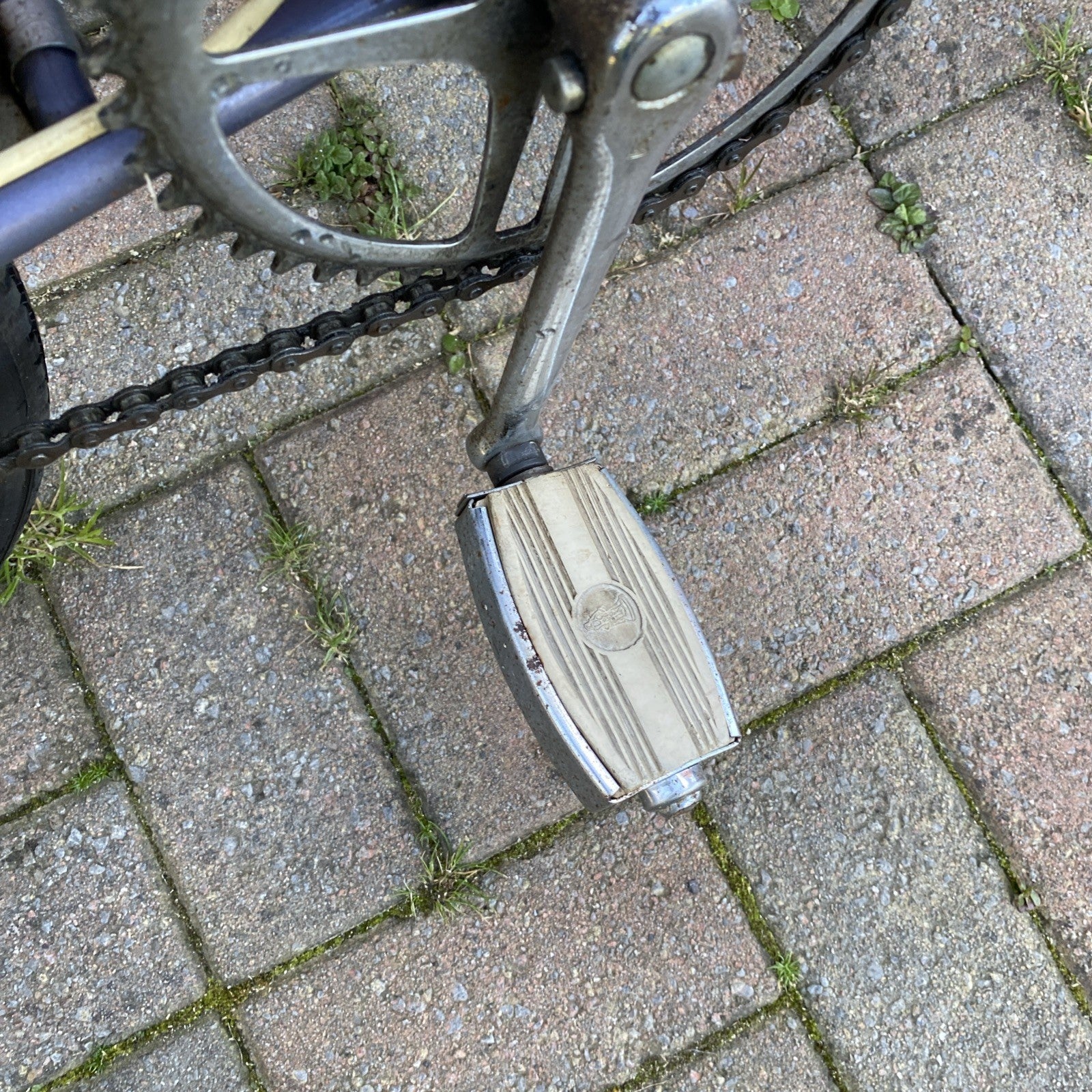 Vintage Classic 1973 Lilac Raleigh Stowaway Folding Bike