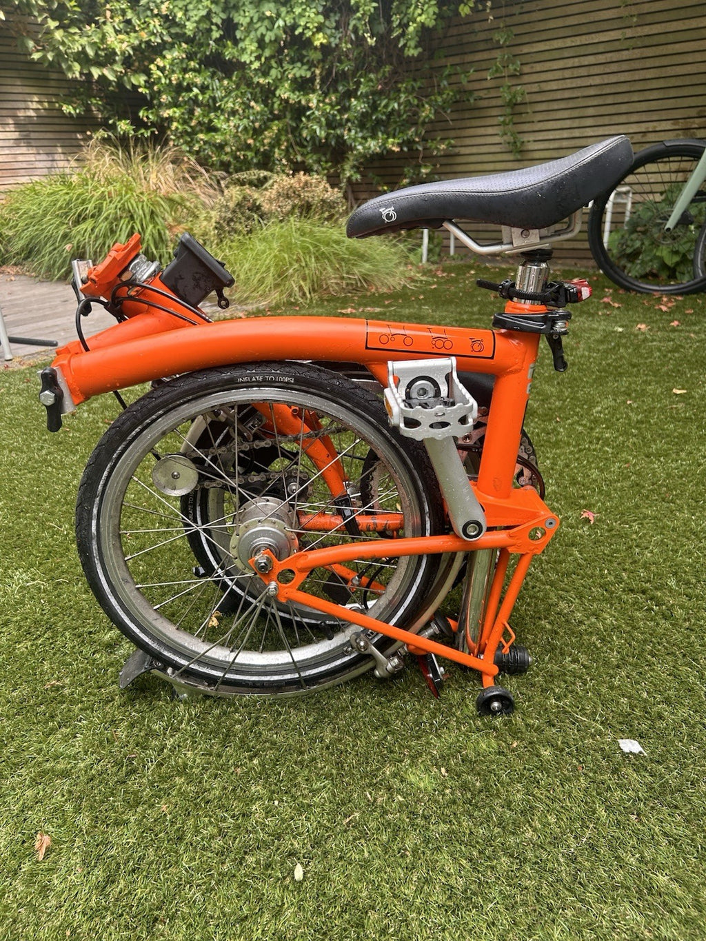 Brompton Orange 16in Folding Bike Hub Gears Mudguards Riser Bars Rim Brake