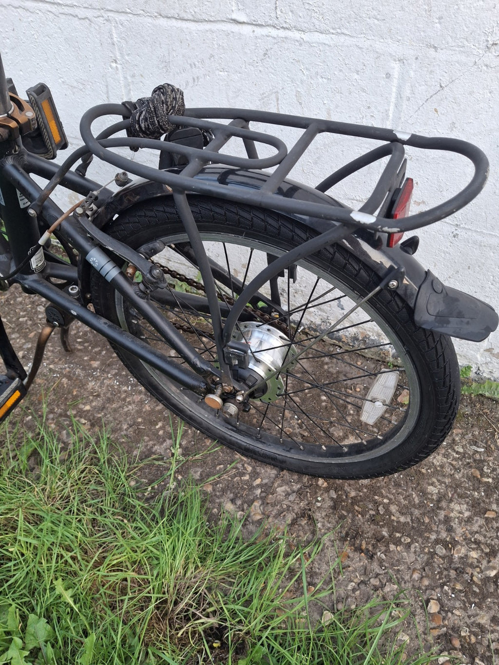 Dahon Vitesse i7 Folding Bike 20" Wheel - 7 Speed Shimano Nexus Hub, Black