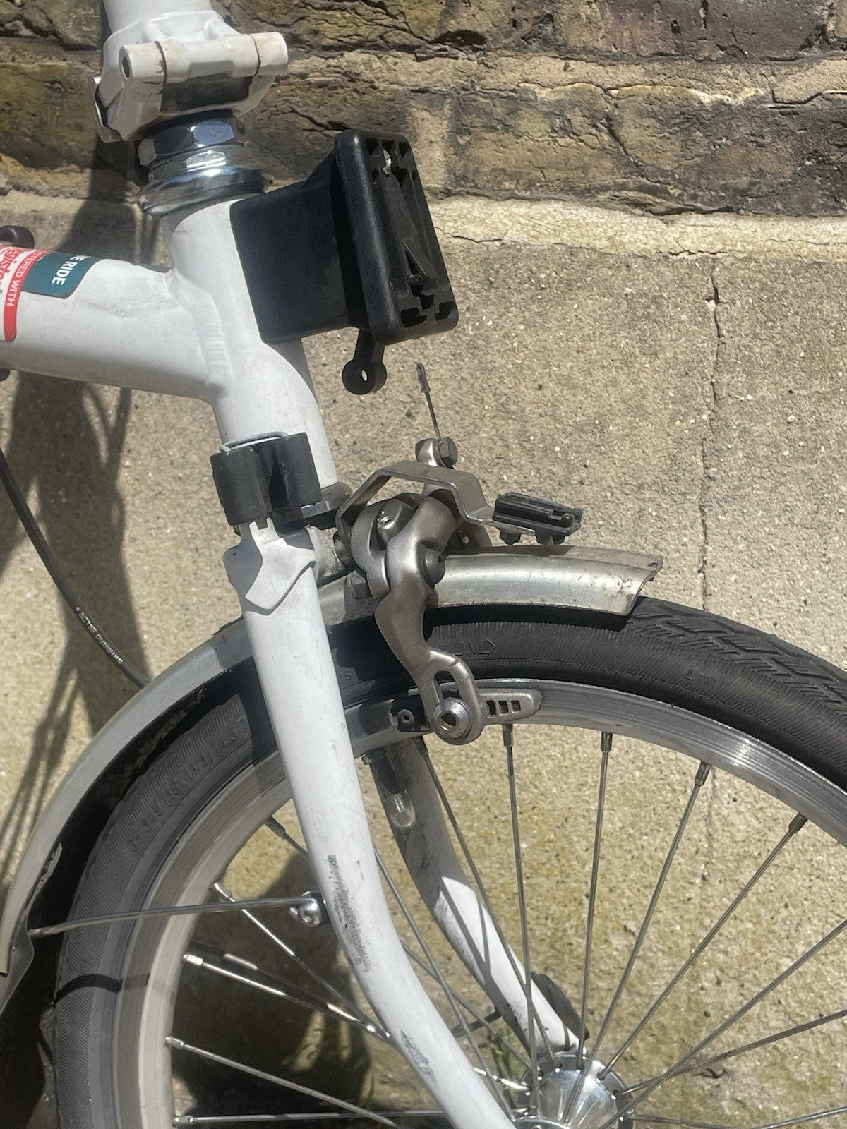 Brompton M6R Folding Bike - Luggage Rack - Papyrus White