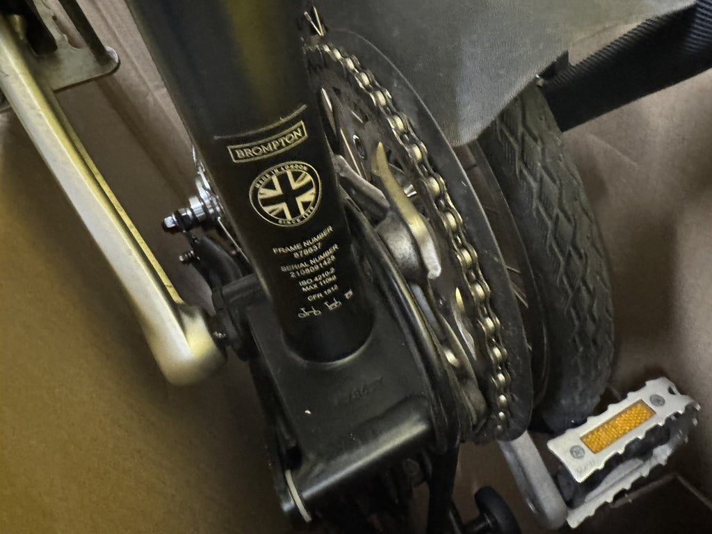Brompton C Line Explore 2021 Black M Bar Excellent Condition