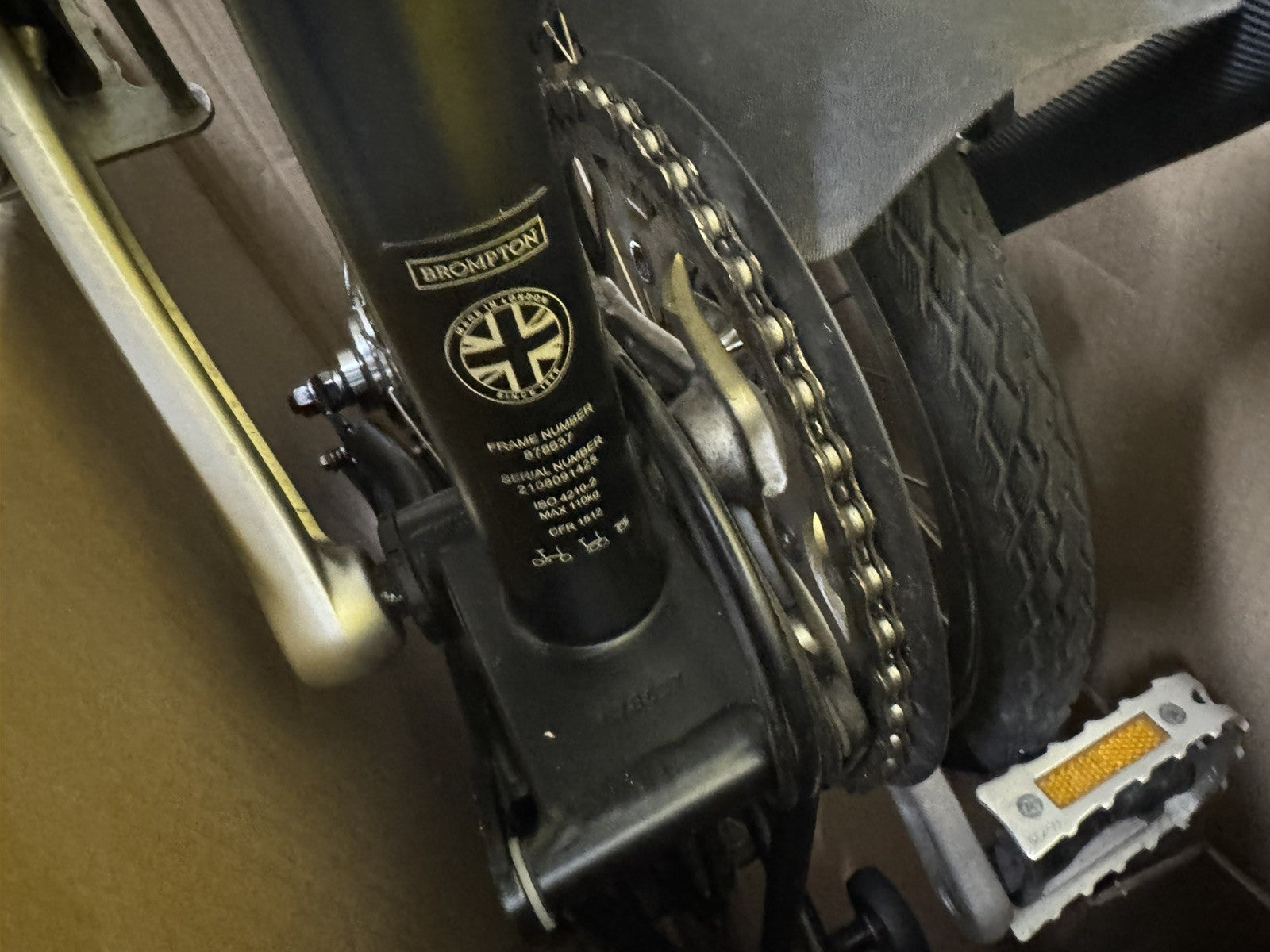Brompton C Line Explore 2021 Black M Bar Excellent Condition