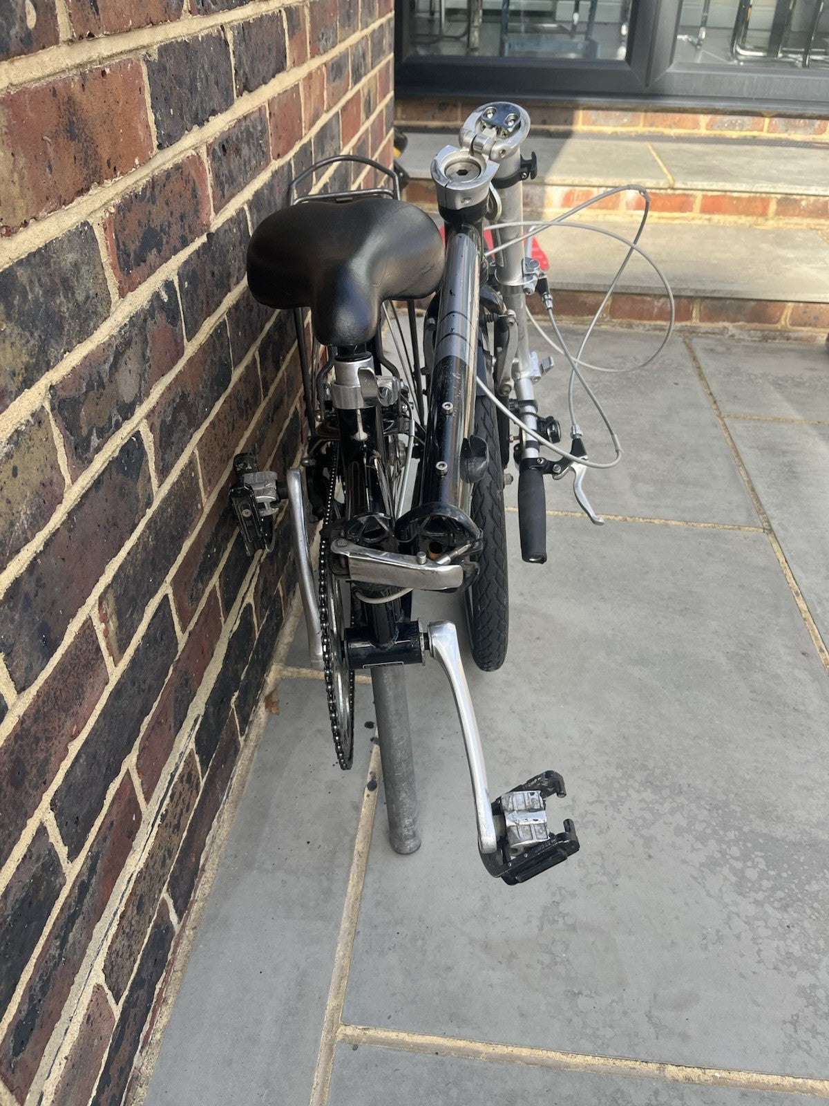 Dahon 20in Folding Bike 7-Speed Black/Silver V-Brakes Rack Mudguards