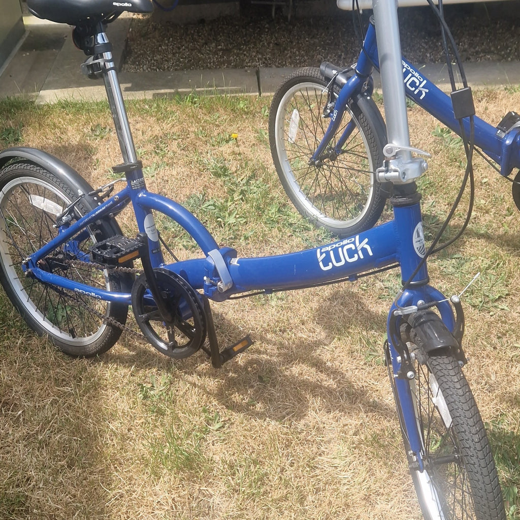 2 x Apollo Tuck Folding Bike 20in Blue 1-Speed V-Brake Kickstand