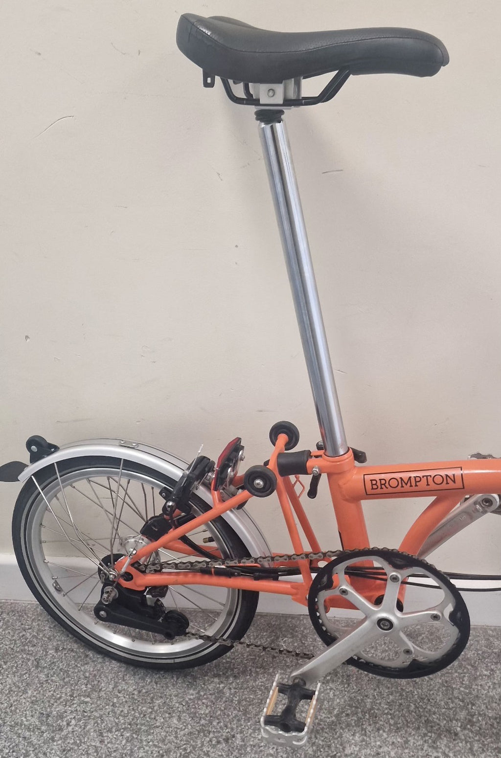 Brompton  C Line 6 Spd FLAME CORAL  Global P&P📦🌎✈️📬