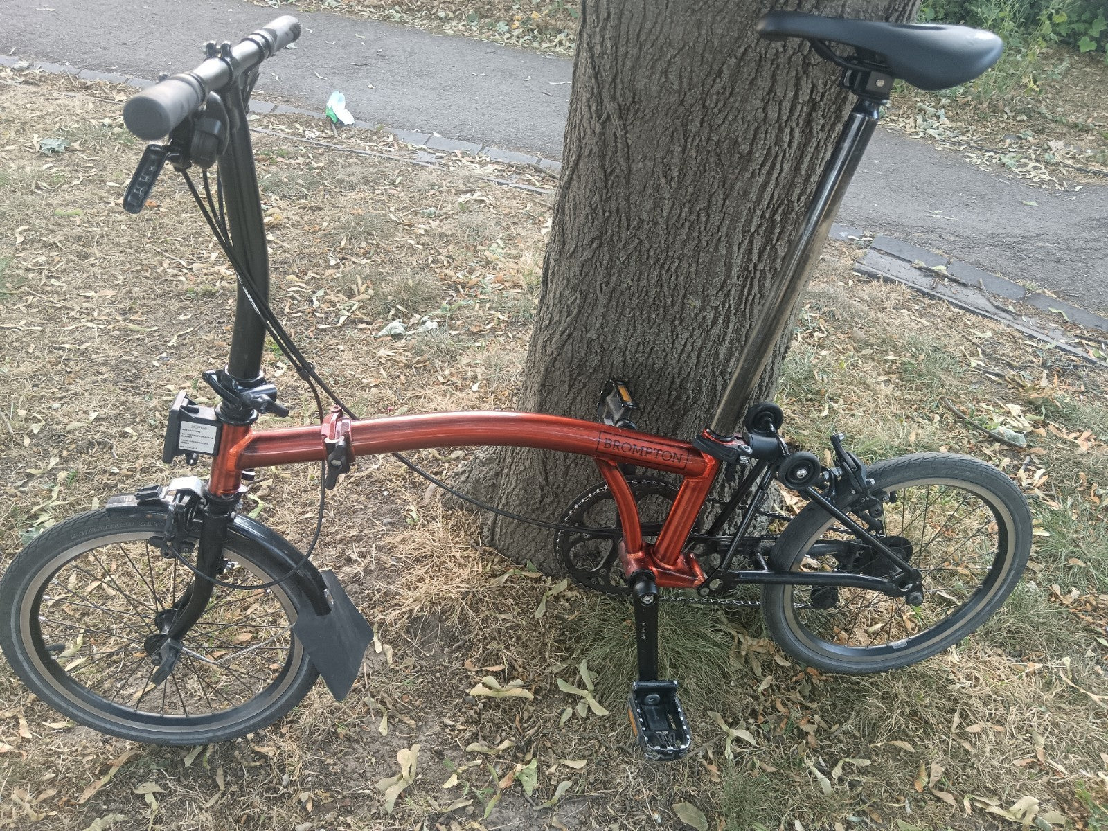 Brompton S2L Folding Bike Flame  lacquer red Black edition.