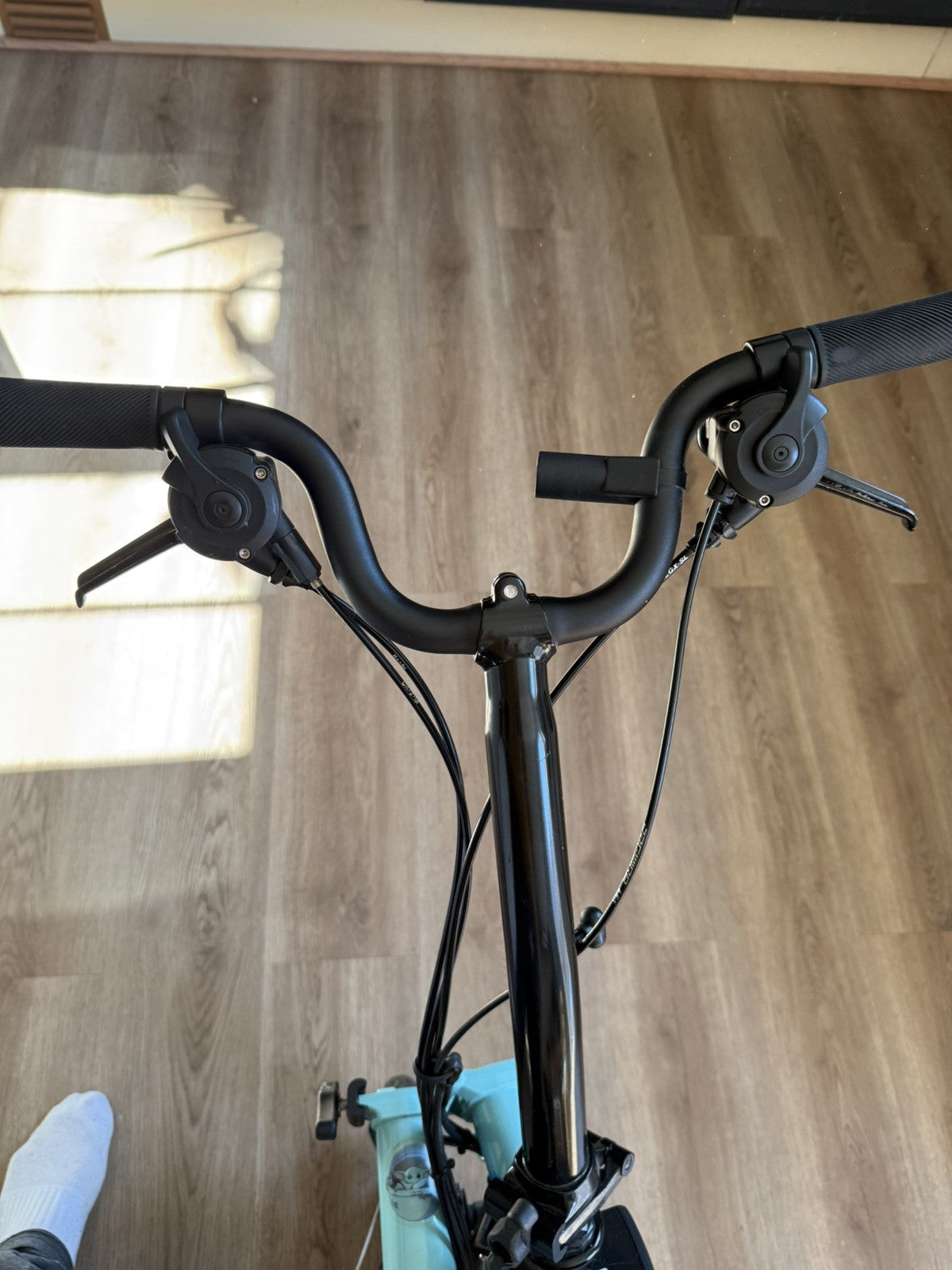 Brompton M6L E 6 Speed Mid Folding Bike