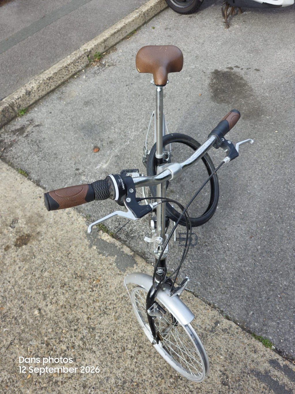 folding bicycle